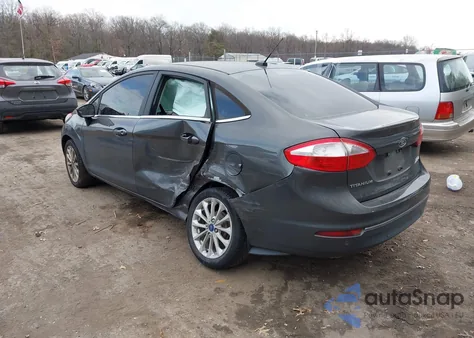 2017 Ford Fiesta Titanium z USA, uszkodzony, nr VIN 3FADP4CJ8HM136299